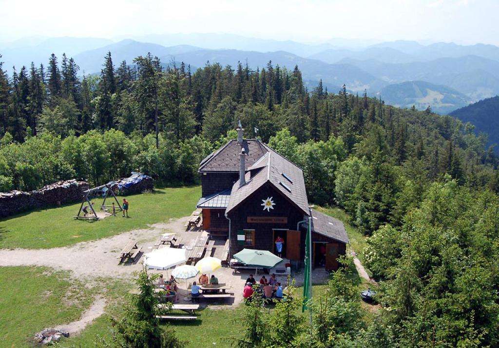 Prochenberghütte 1 123 m