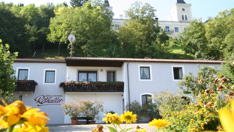 Exterior view of the Rethaller family, © rethaller