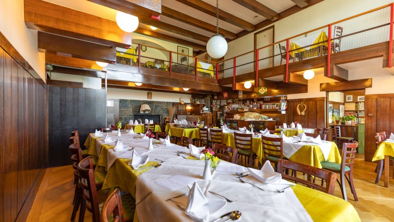 Cozy ambience in the Looshaus, © Wiener Alpen / Christian Kremsl