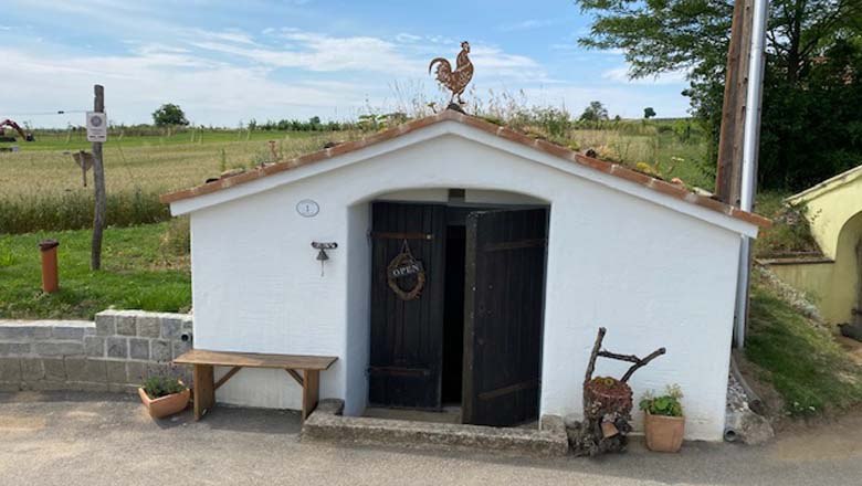 Wine cellar rest stop, © Michaela Pabst