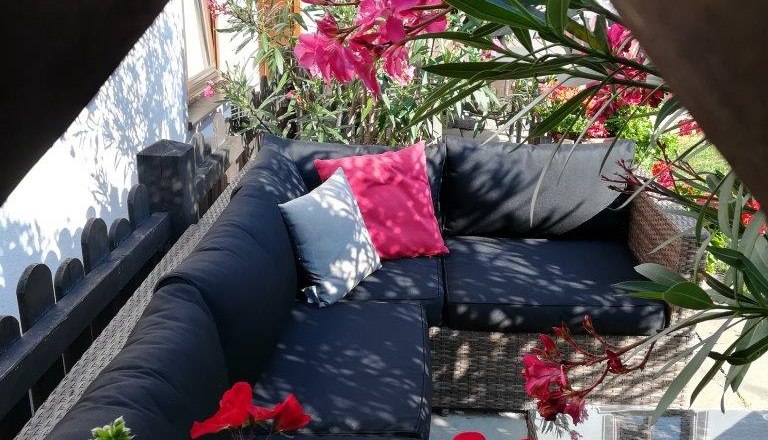 Cozy seating area in the garden, © Gästehaus Daurer