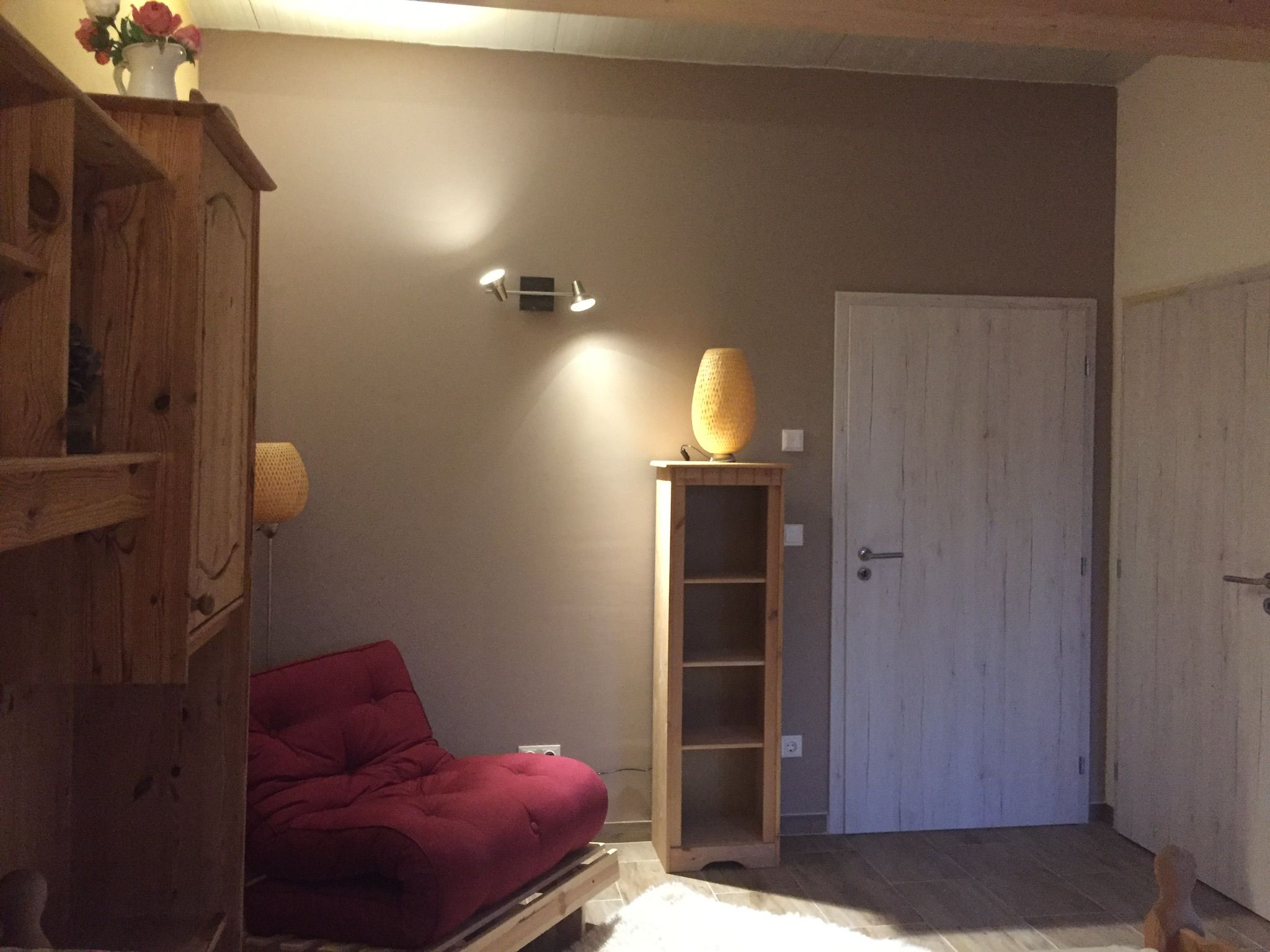 Hippo Campus, místnost 