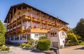 Wellness Kneipp Cure Hotel Wanzenböck in Puchberg, © Wiener Alpen / Christian Kremsl