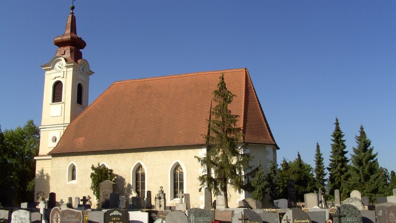 Exterior view of the church, © Johann Merl / Pfarrkirche Ebreichsdorf