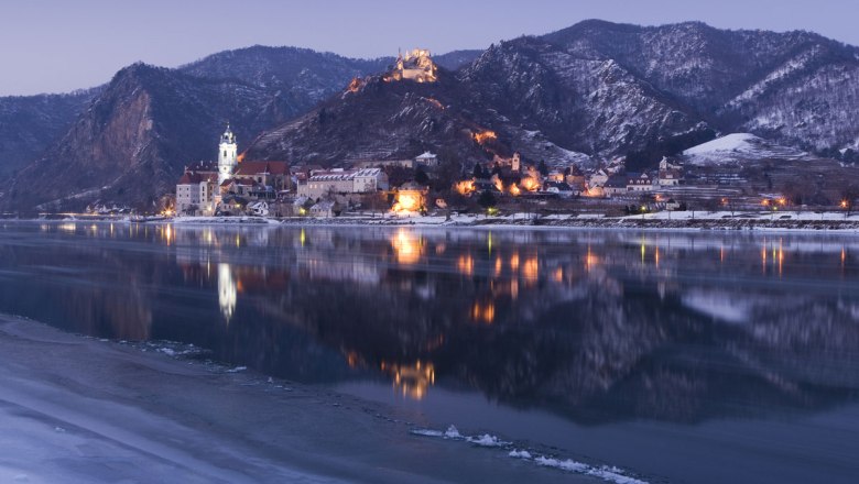 Romantická zimní krajina s výhledem na Dürnstein, © Donau Niederösterreich / Lachlan Blair