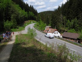 Blick auf die B 36 und ehemaliges Gasthaus und S&auml;gew&auml;rk, &copy; Unknown