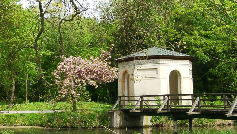 Harrachpark na jaře, &copy; Stadtgemeinde Bruck an der Leitha