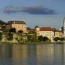 Exterior view of Dürnstein and castle, © Hotel Schloss Dürnstein GmbH