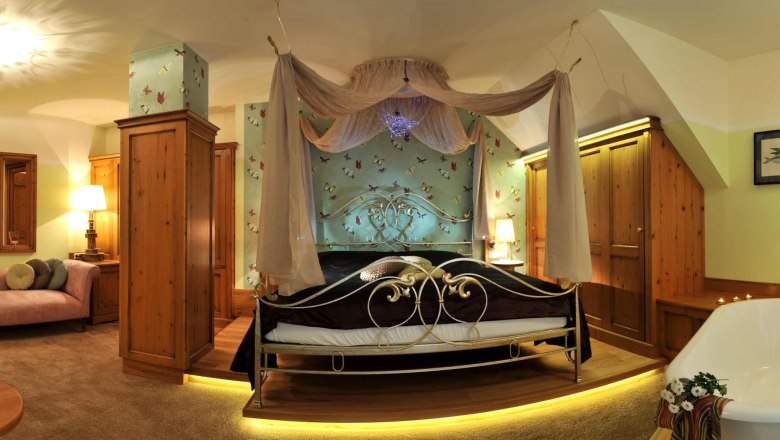 Fantasia themed suite, © Hotel Donauterrasse