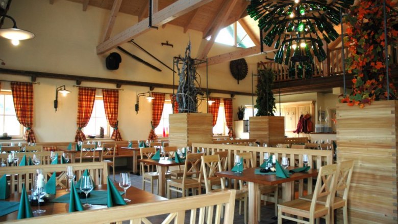 Wine tavern Severinhof interior view, © Familie Schwaighofer