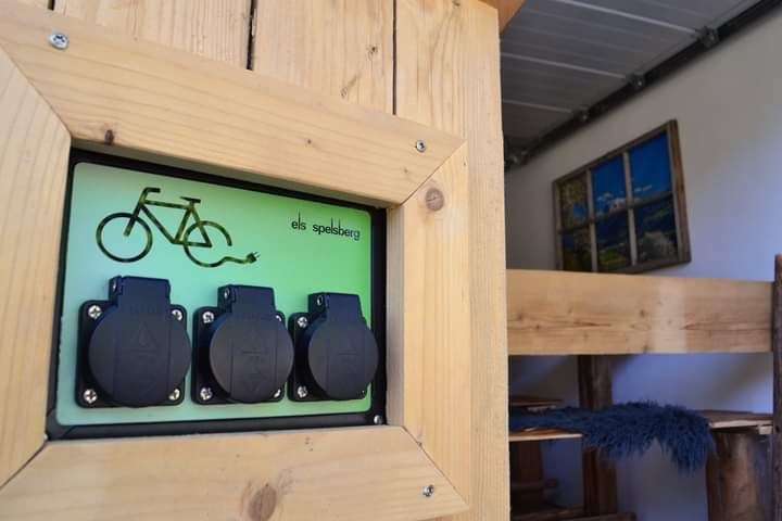 Prodejna a cyklistické odpočívadlo Heimberger