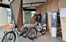 E-MTB rental at the Erlebnisalm service center, &copy; Wiener Alpen
