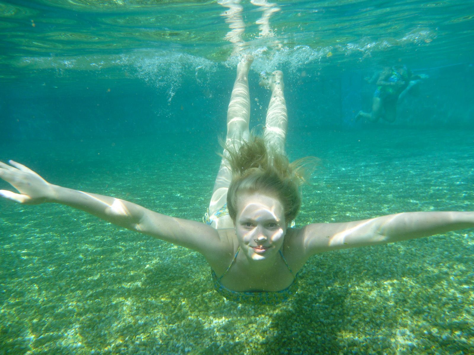 Gebadet wird im Naturbecken