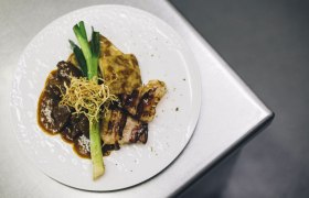 Hověz&iacute; pečeně z Alpenvorlandu Beiried, &copy; Nieder&ouml;sterreich Werbung/David Schreiber