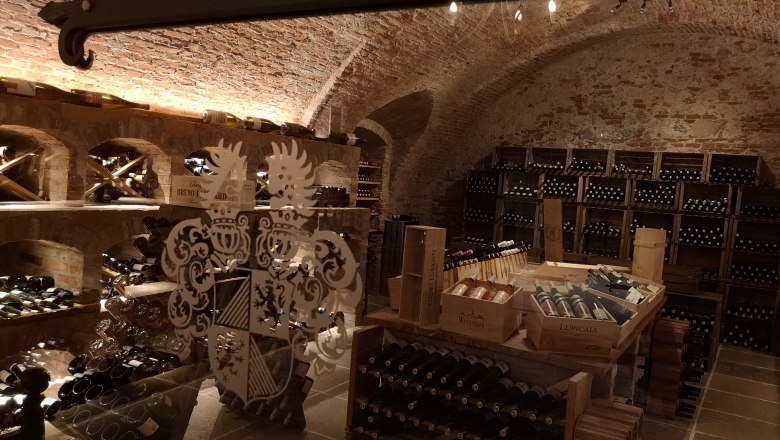 Wine cellar in D&uuml;rnstein Castle, &copy; Johannes Christian Thiery