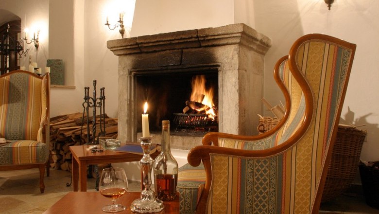 Fireplace hall, &copy; Hotel Richard L&ouml;wenherz