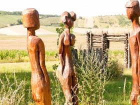 Figuren entlang des Weges, &copy; Markus Heidegger