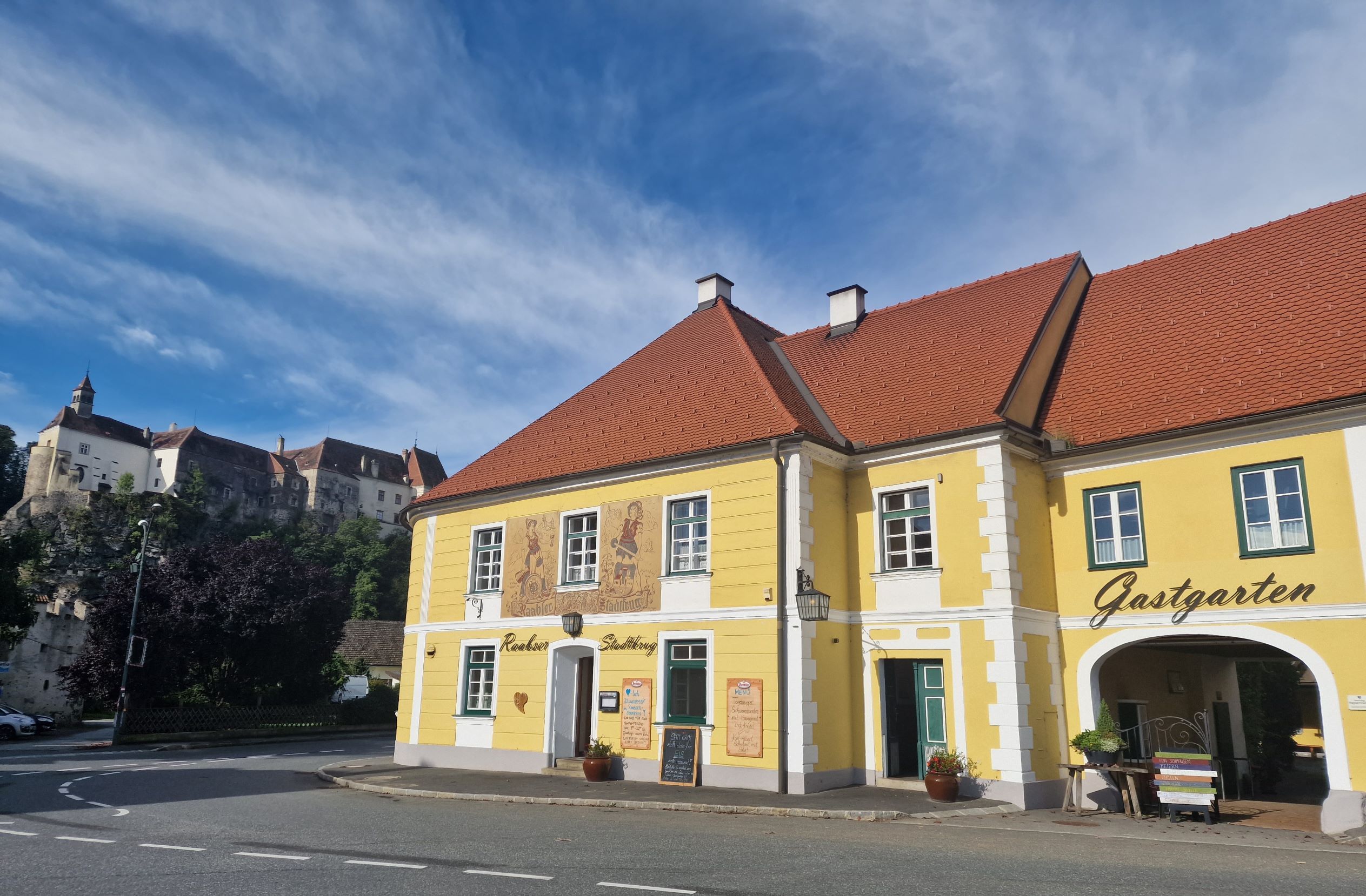 Dům
