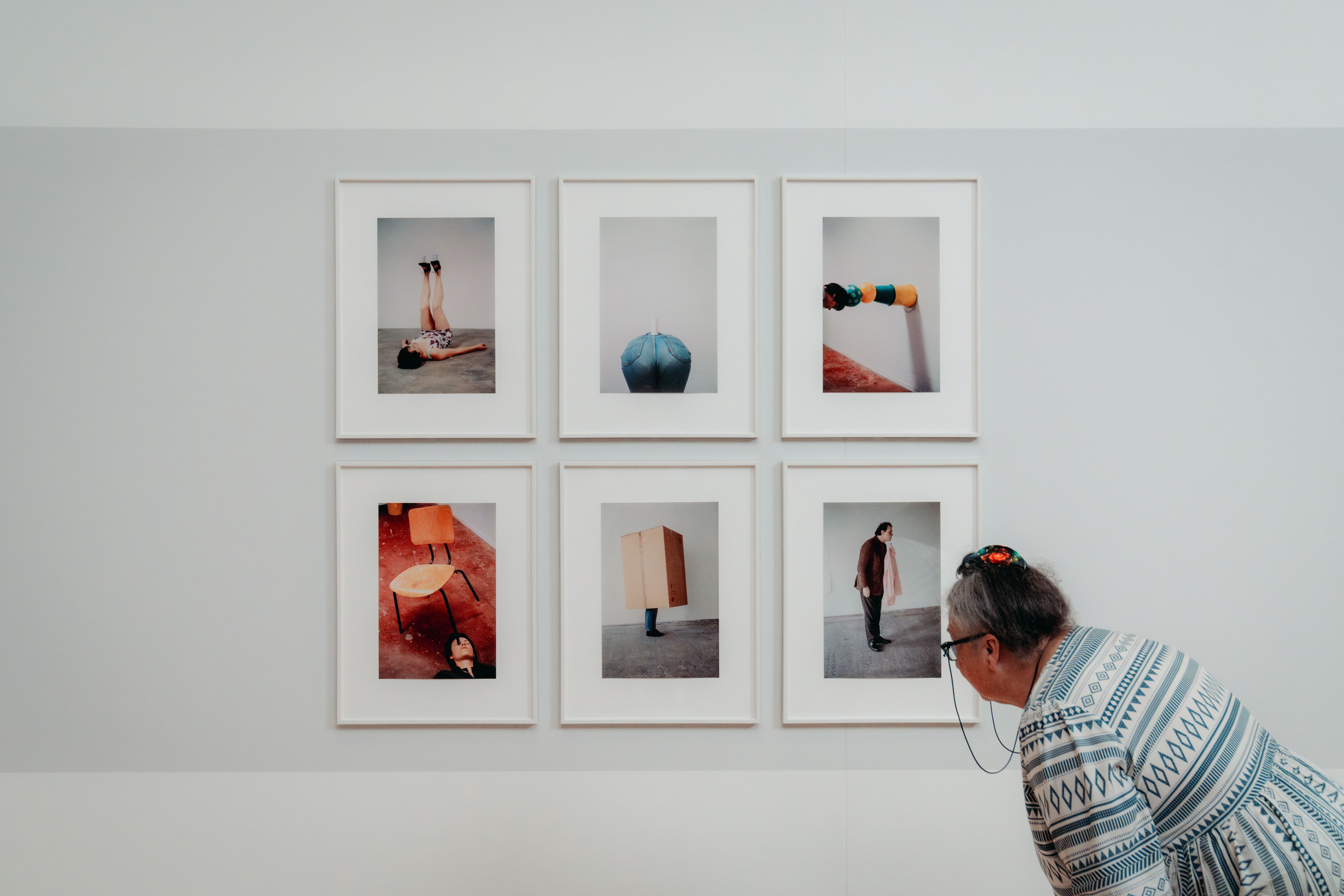 In der Landesgalerie entfaltet sich eine faszinierende Verbindung zwischen Kunst und Alltag. Die kreativen Werke laden dazu ein, die eigene Wahrnehmung zu hinterfragen und die Schönheit des Ungewöhnlichen zu entdecken. Ein Ort, der zum Verweilen und Staunen einlädt.