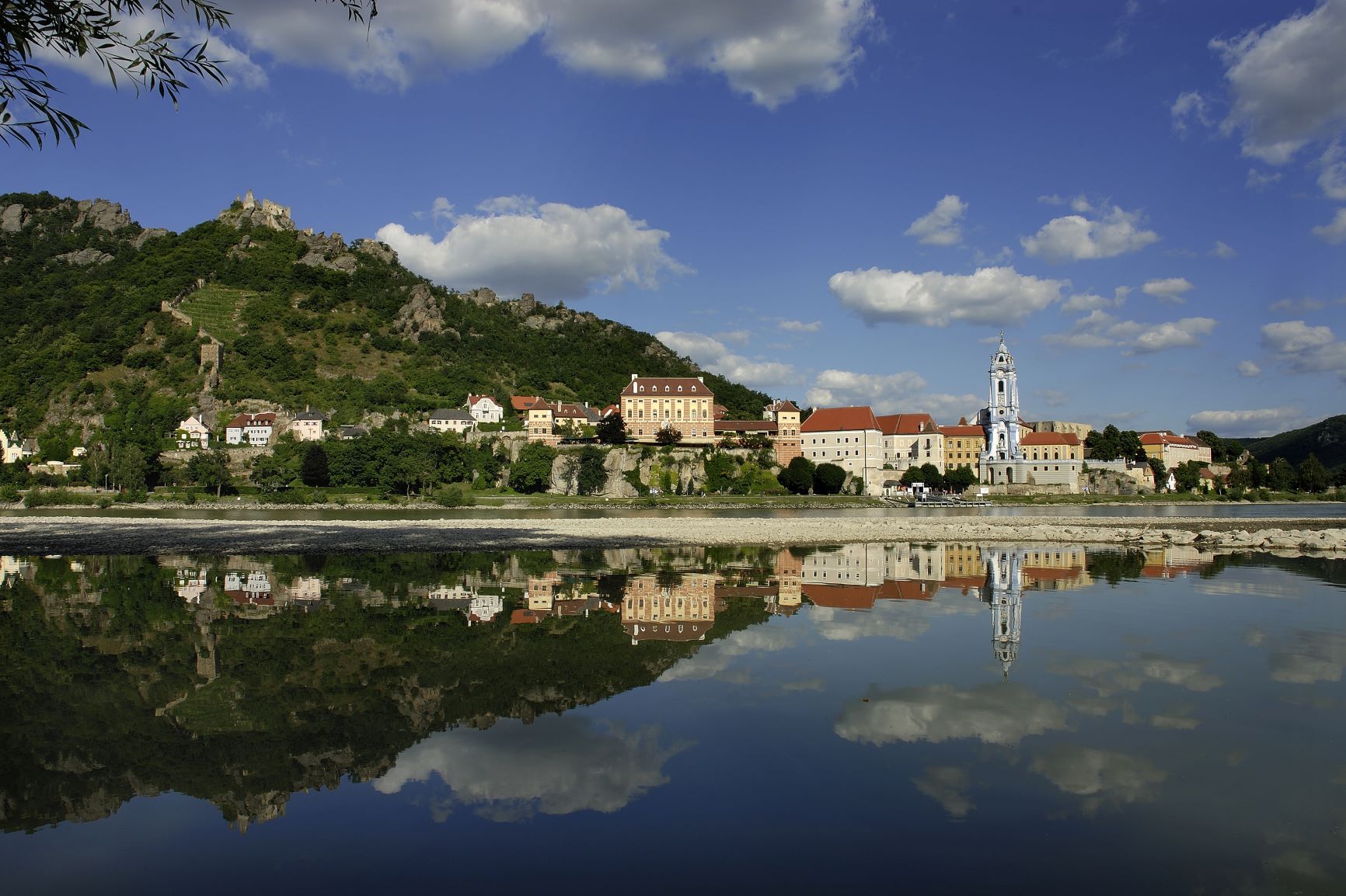 Dürnstein s modrou věží