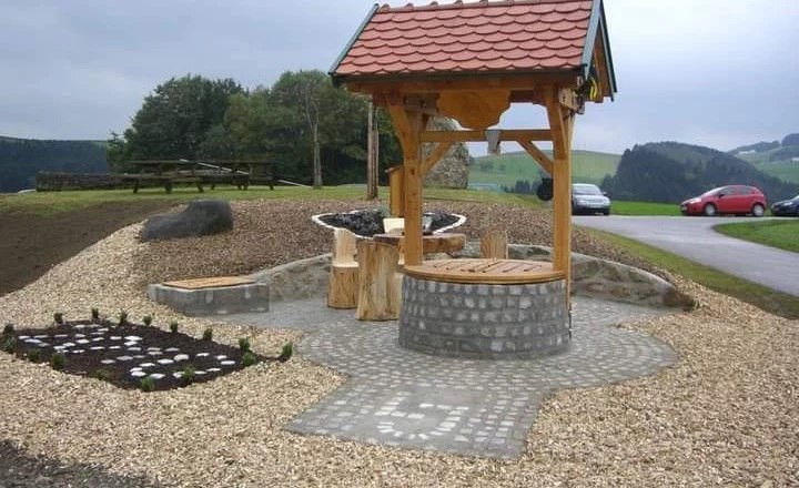Nadlingerhof drinking fountain, © Nadlingerhof