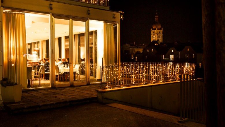 Winter castle by night, © Schloss an der Eisenstrasse