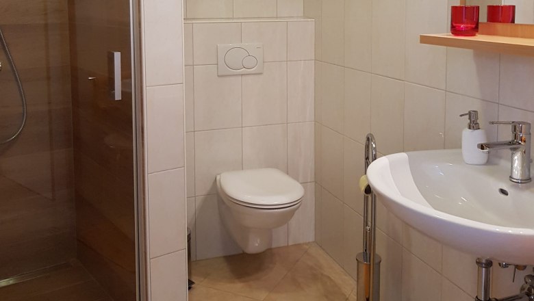 Bathroom, © BIO-Weingut Poys
