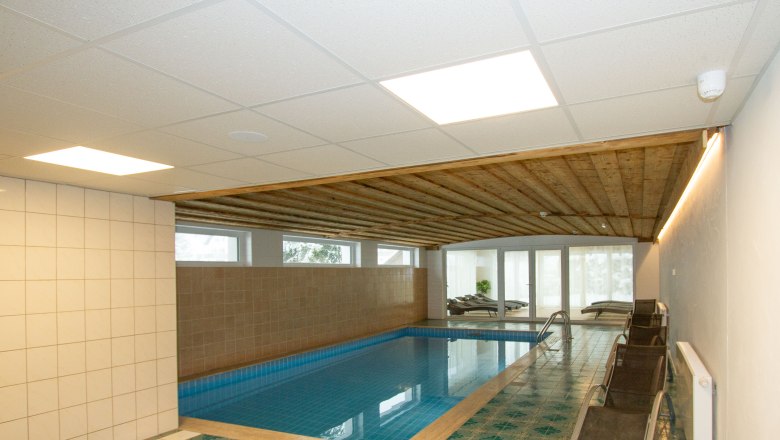Indoor swimming pool, &copy; Alpenhotel Ensmann