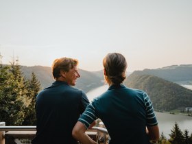 Radfahrer an der Schl&ouml;gener Schlinge, &copy; WGD Donau Ober&ouml;sterreich Tourismus GmbH
