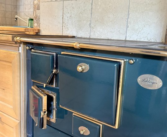 House Anton wood stove, © Haus Anton
