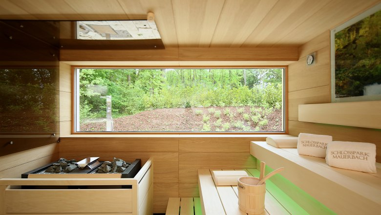 Forest sauna with a view of nature, &copy; Schlosspark/mesonic