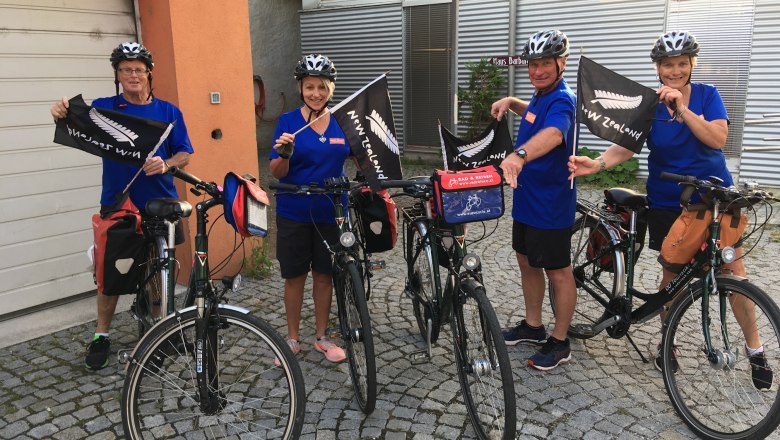 Haus Barbara_cyclist before continuing the journey, © Haus Barbara