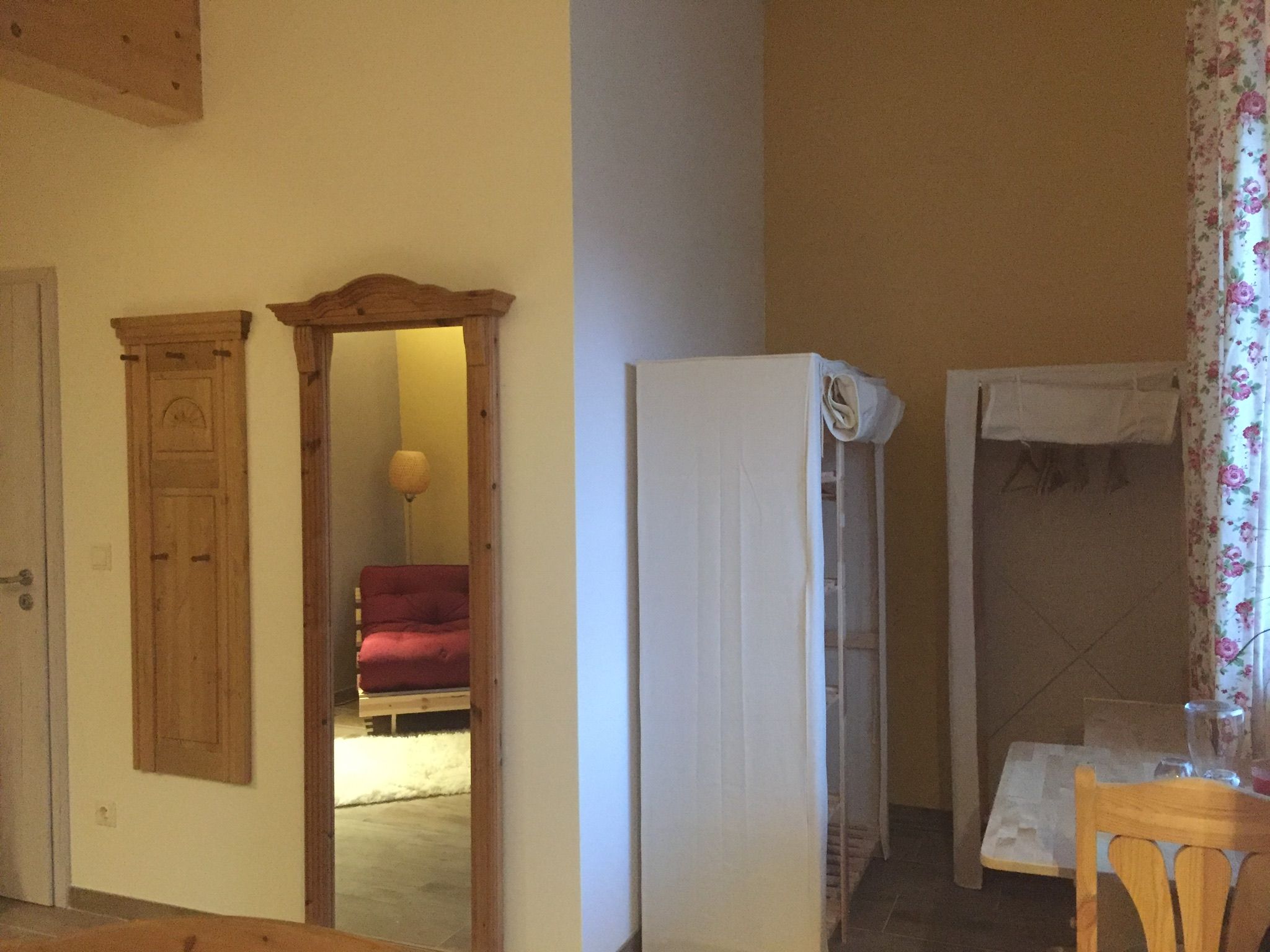 Hippo Campus, místnost 