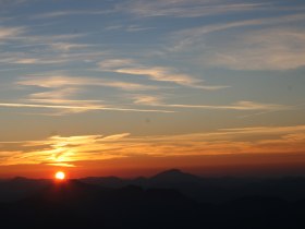 Sonnenuntergang bei der Fischerh&uuml;tte, &copy; Wiener Alpen in Nieder&ouml;sterreich - Schneeberg Hohe Wand