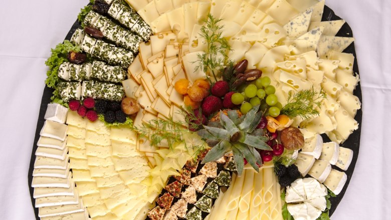 Catering | Cheese platter, © Ing. Roland Schuller