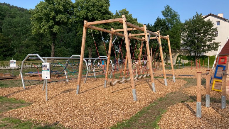 mehrere-stationen, &copy; Wienerwald Tourismus