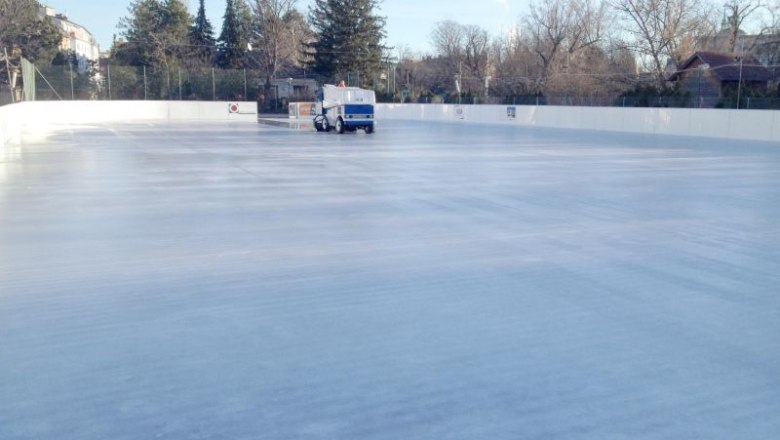 Schwechat ice rink, &copy; Stadtgemeinde Schwechat