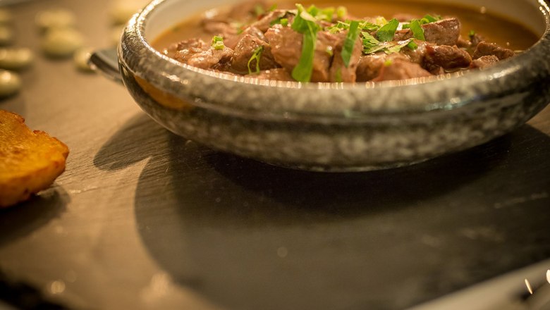 Restaurant - Lamb stew, © Schlossschenke