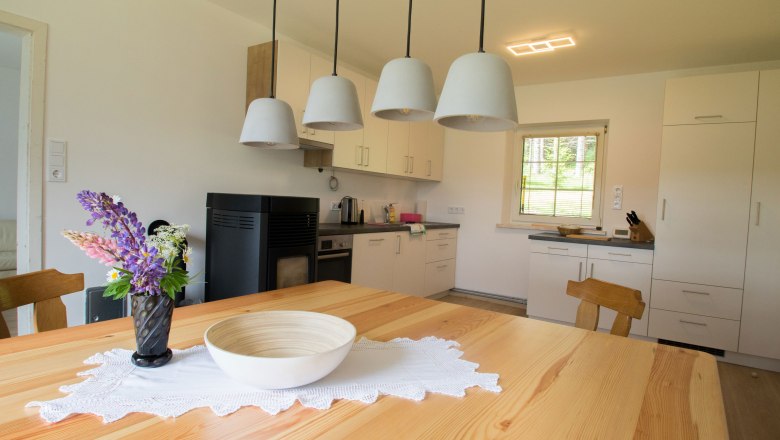 Pohled do interi&eacute;ru kuchyně, &copy; Chalet-Nordwald, Fotograf Angela Hauler