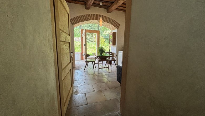 Pohled do kuchyně/ob&yacute;vac&iacute;ho pokoje, &copy; Cultraum_Strass, Fotoraf Hans St&ouml;ckelmaier