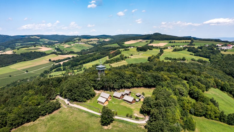 Celtic village Schwarzenbach with observation tower, &copy; Wiener Alpen / Christian Kremsl