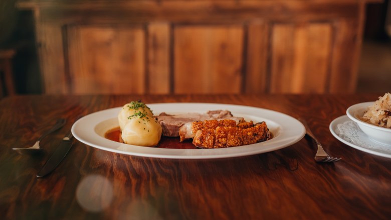 Krustenbraten, © Niederösterreich Werbung/Daniela Führer