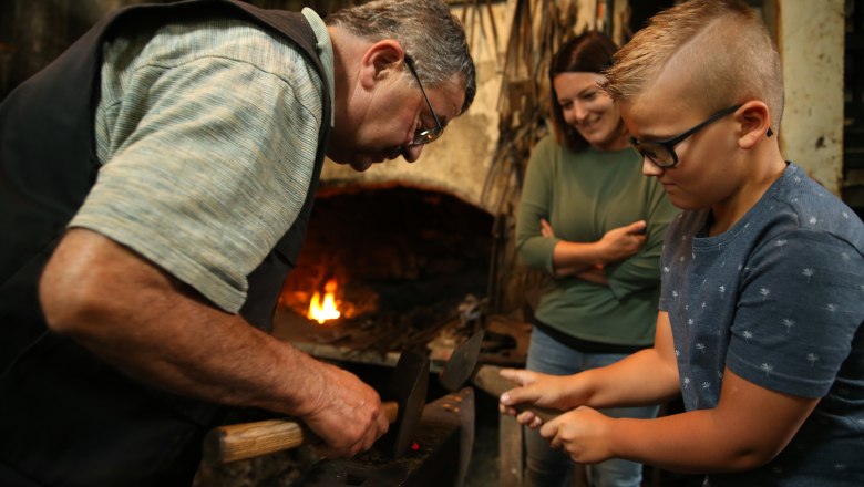 Forging, © weinfranz