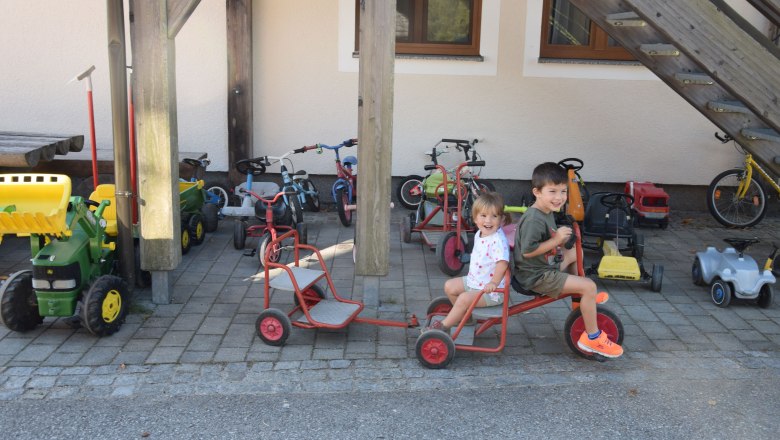 Children's vehicles, © Höbarten