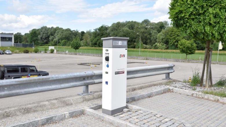 E-filling station, © zVg P&P Logistik GmbH