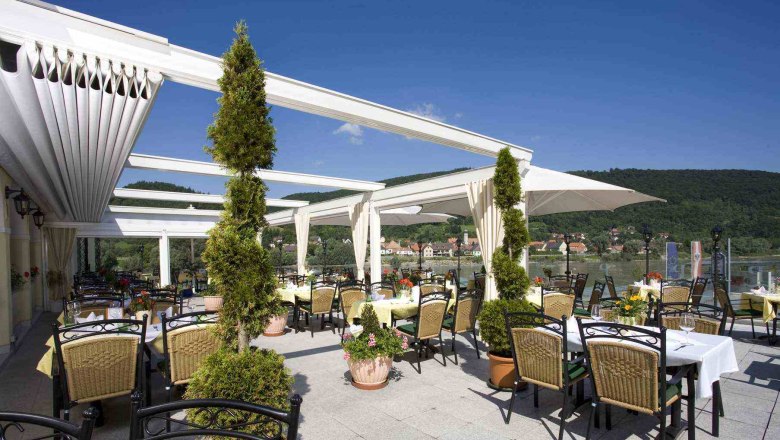 Residence Wachau - Terrace, &copy; Hotel Donauterrasse