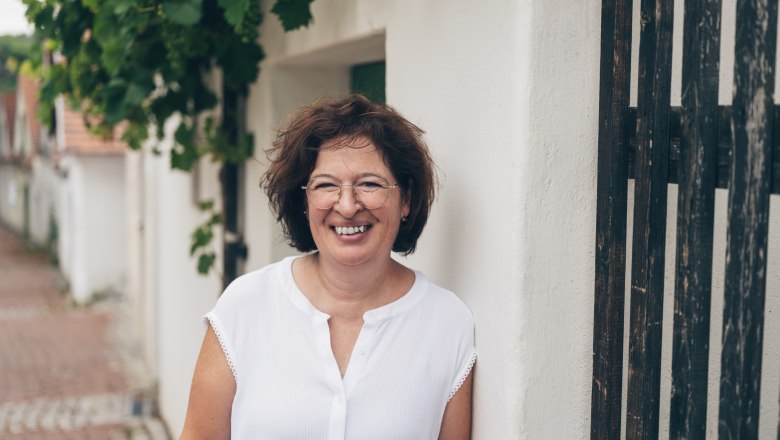 Vinařka Irene Luckner ví vše o zvycích Oagossn., © Niederösterreich Werbung/ Ian Ehm
