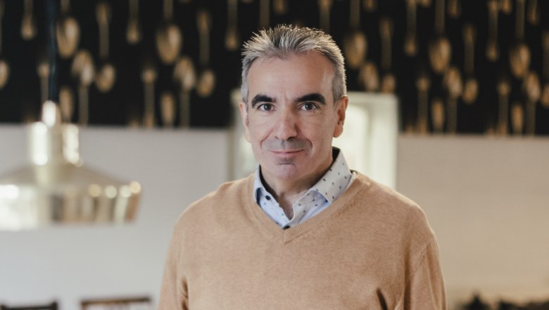 Hostitel a sommelier Martin Blauensteiner, &copy; Nieder&ouml;sterreich Werbung/David Schreiber