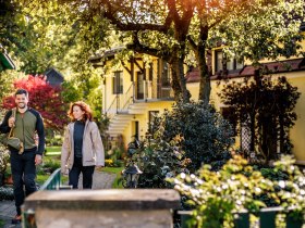 V zahradě penzionu Hendling v Klingfurthu, &copy; Wiener Alpen in Nieder&ouml;sterreich - Bad Erlach