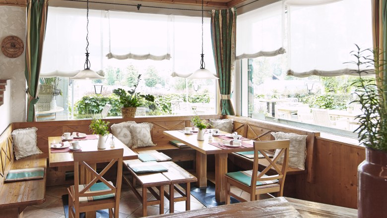 A cozy ambience with overnight accommodation, © Wiener Alpen/Bene Croy